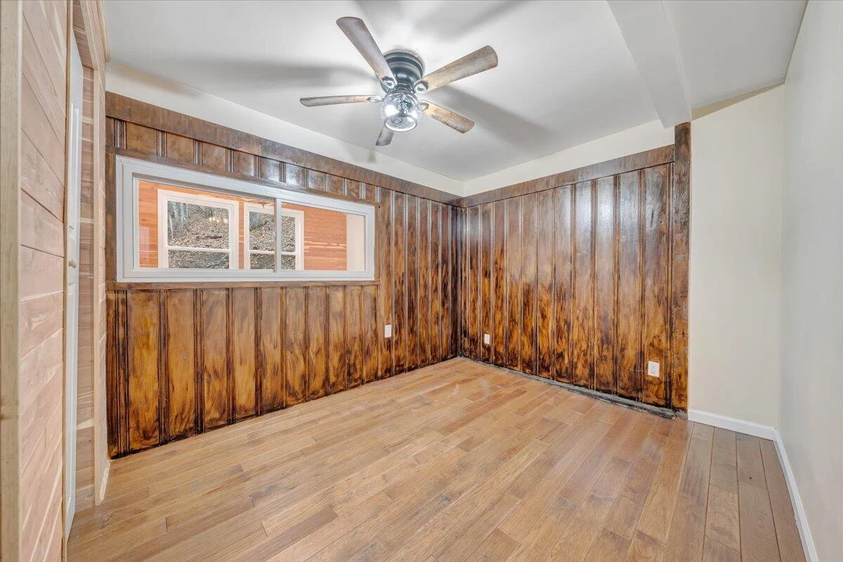 1203 Bottom Creek LN - Photo 21