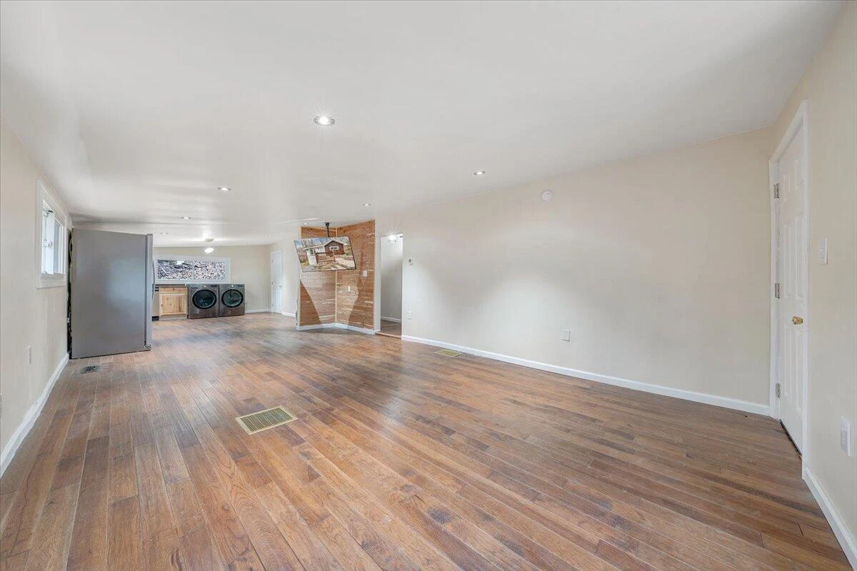 1203 Bottom Creek LN - Photo 6