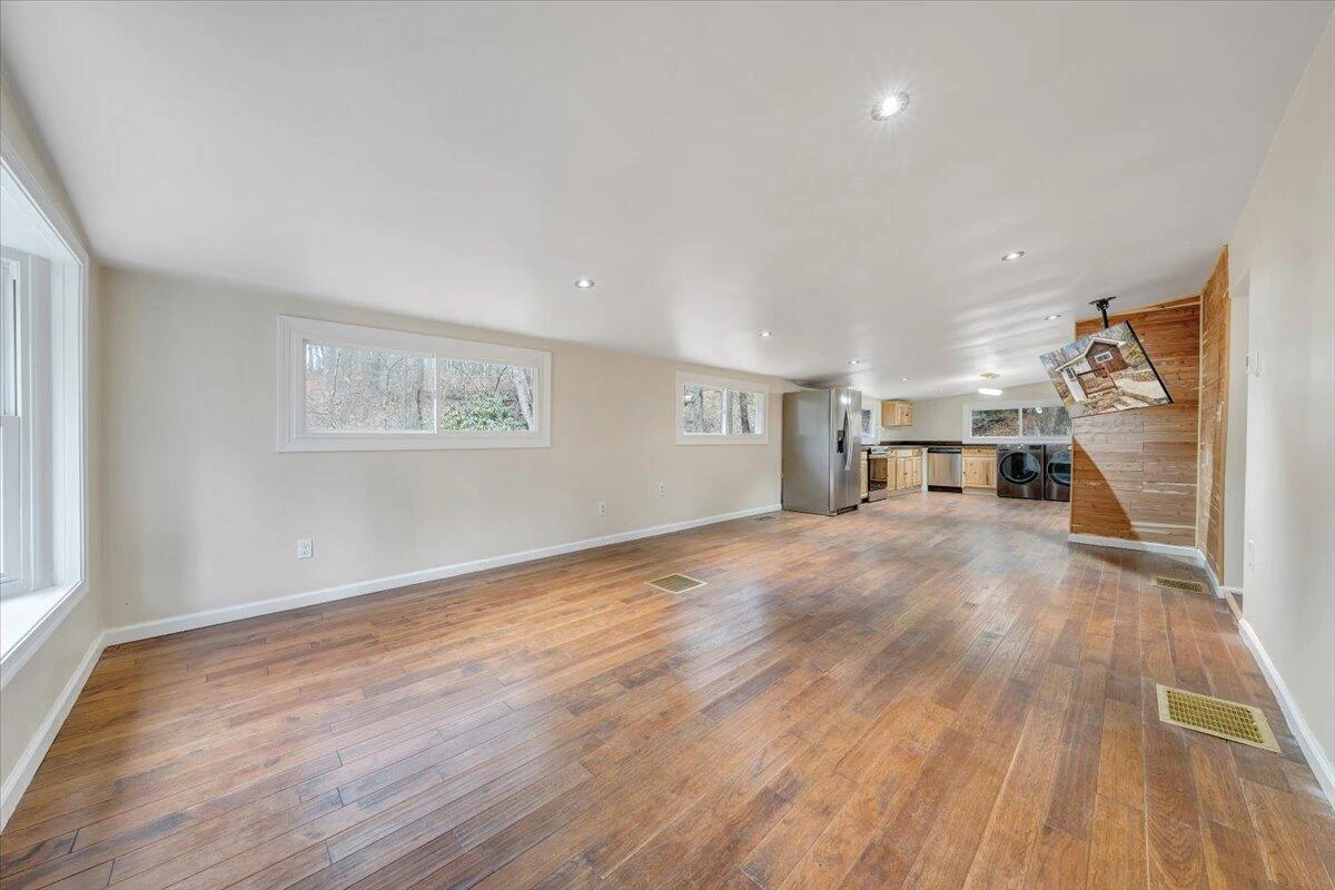 1203 Bottom Creek LN - Photo 7