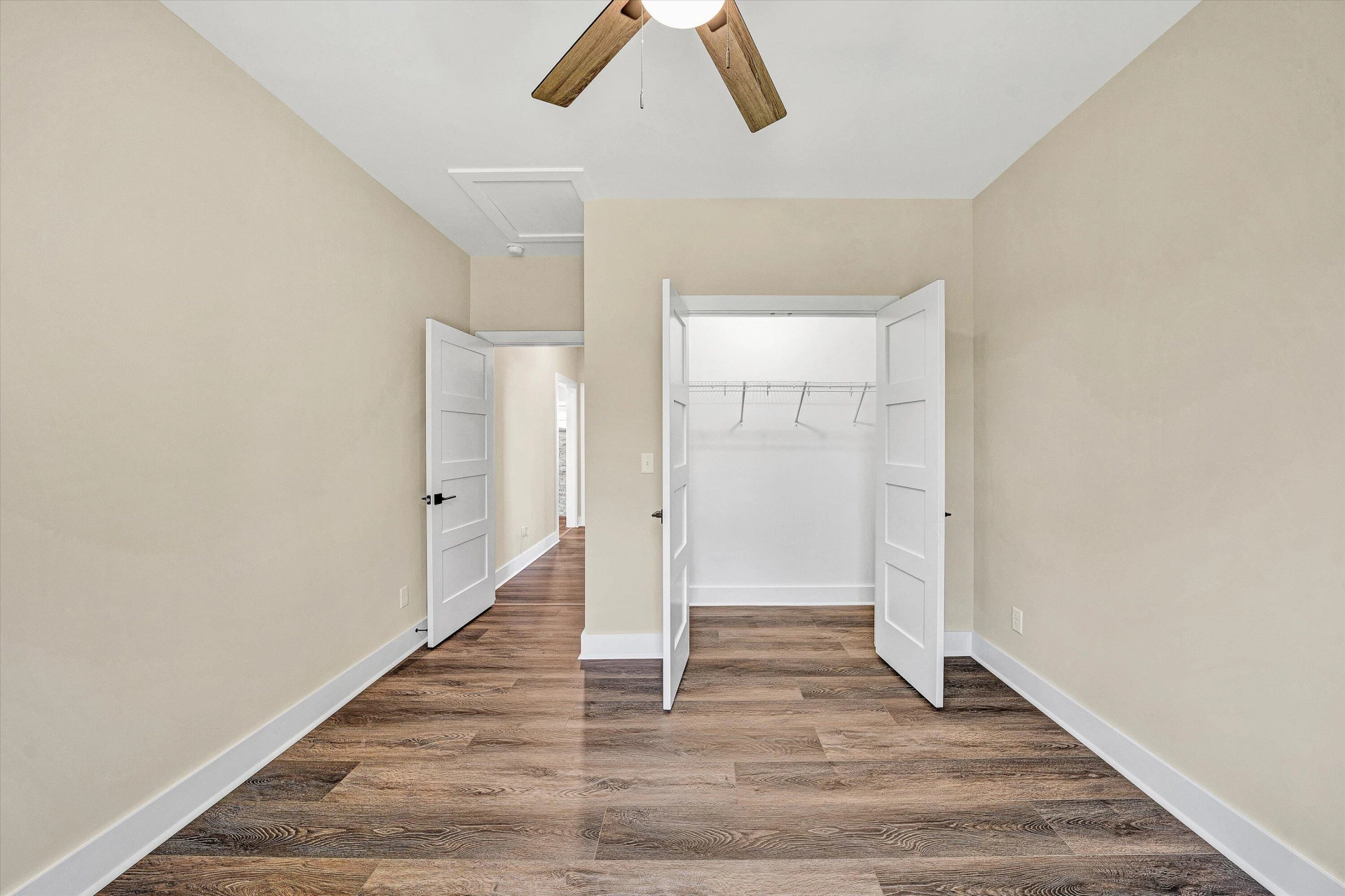 200 Cambridge CT - Photo 30