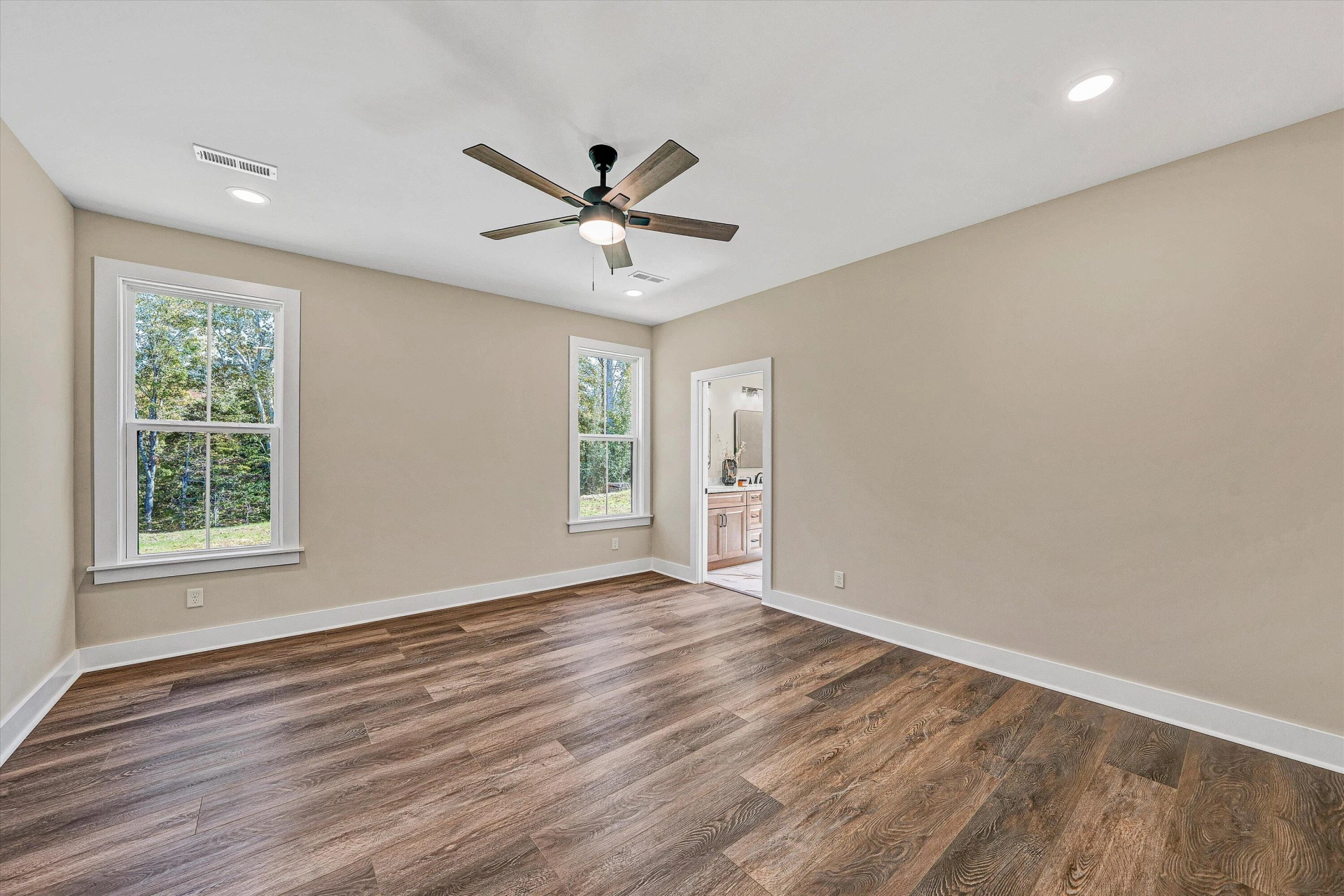 200 Cambridge CT - Photo 32