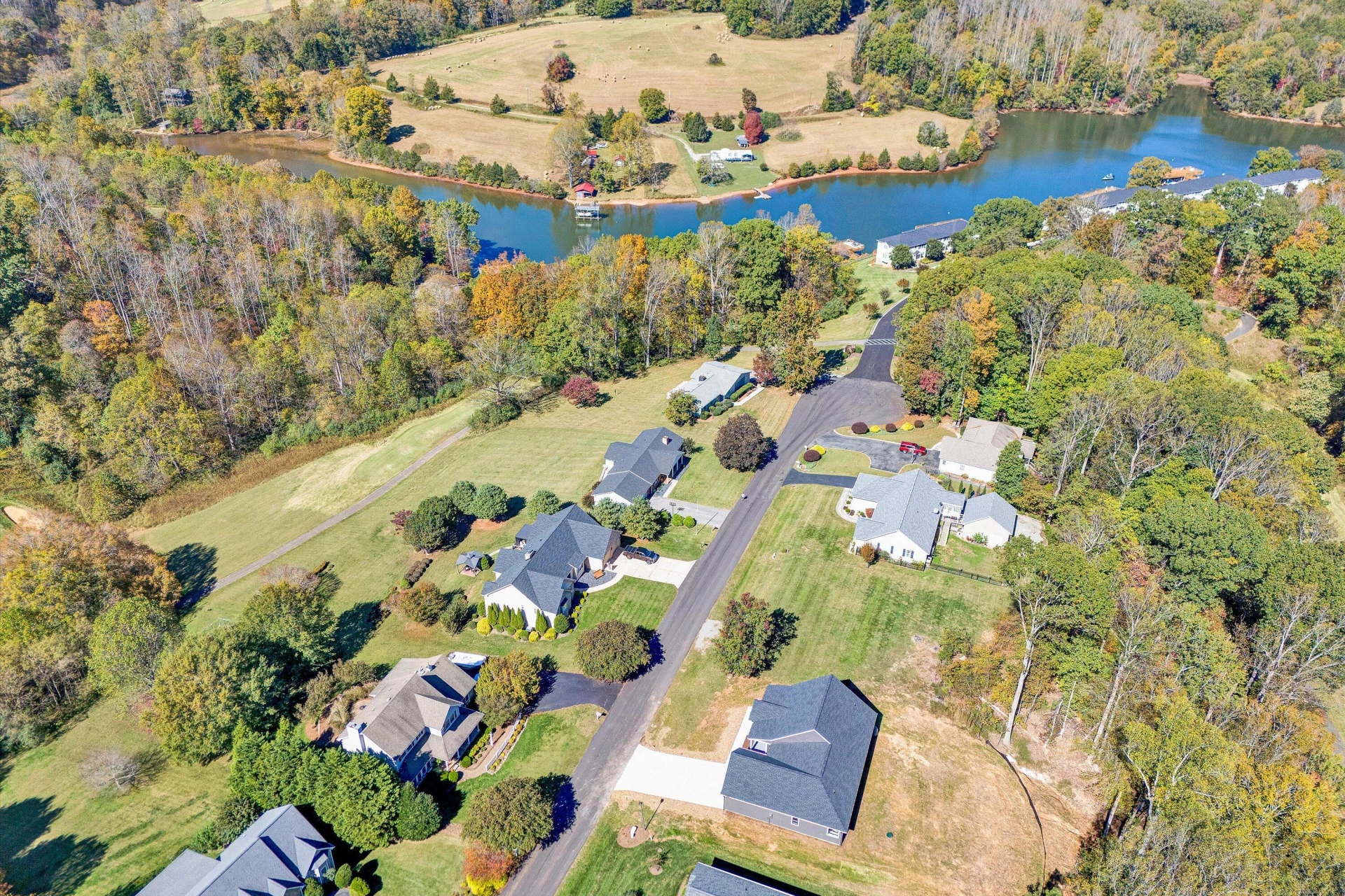 200 Cambridge CT - Photo 46