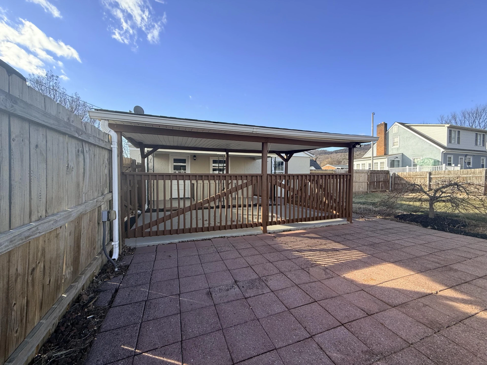 402 Goodwin AVE - Photo 9