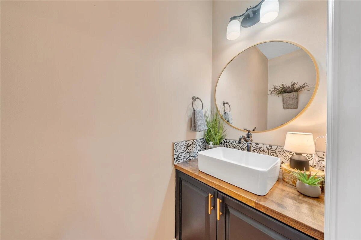 574 Frontier WAY - Photo 41