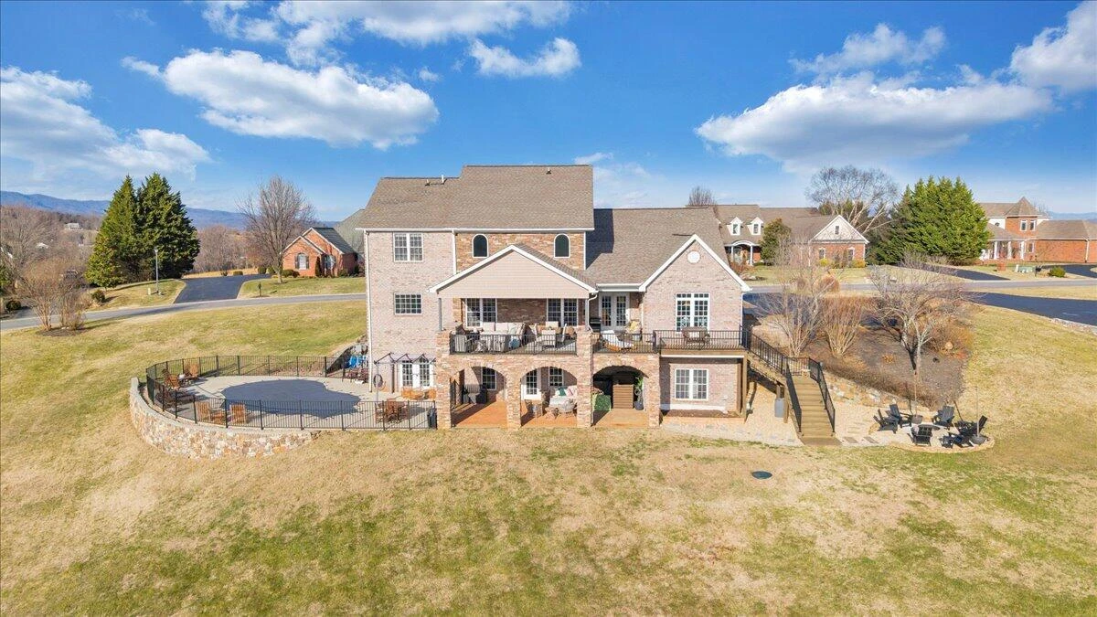 574 Frontier WAY - Photo 9