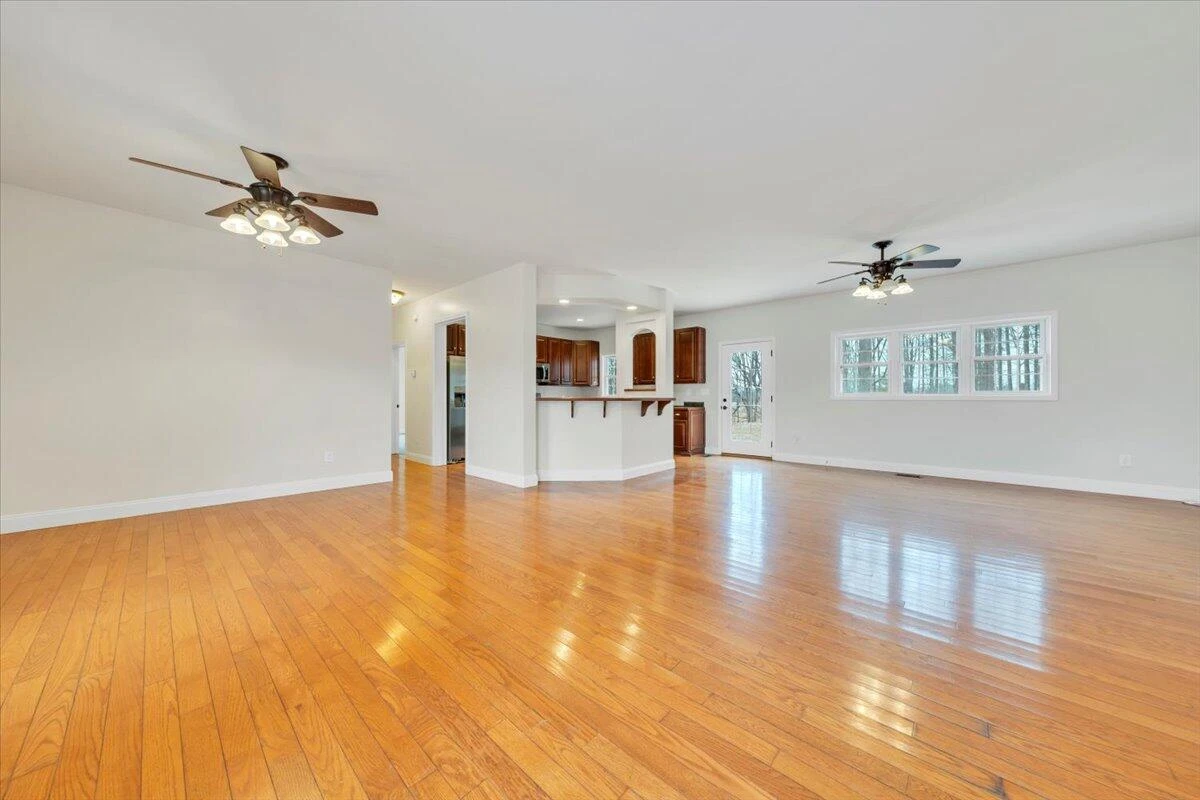 4716 Meadors Spur RD - Photo 3