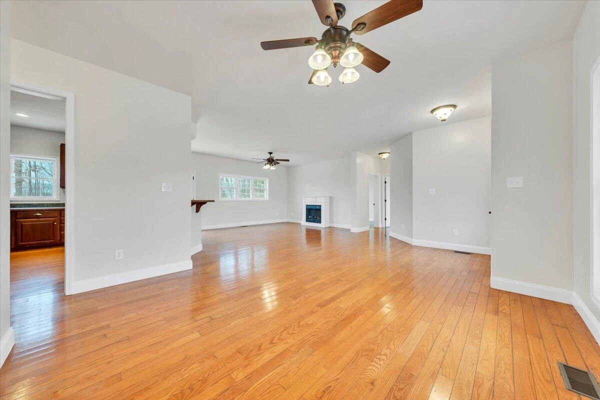 4716 Meadors Spur RD - Photo 6
