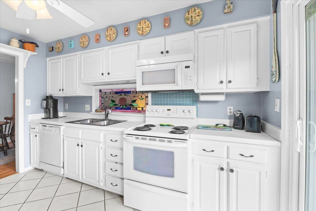 2503 Gatehouse LN - Photo 8