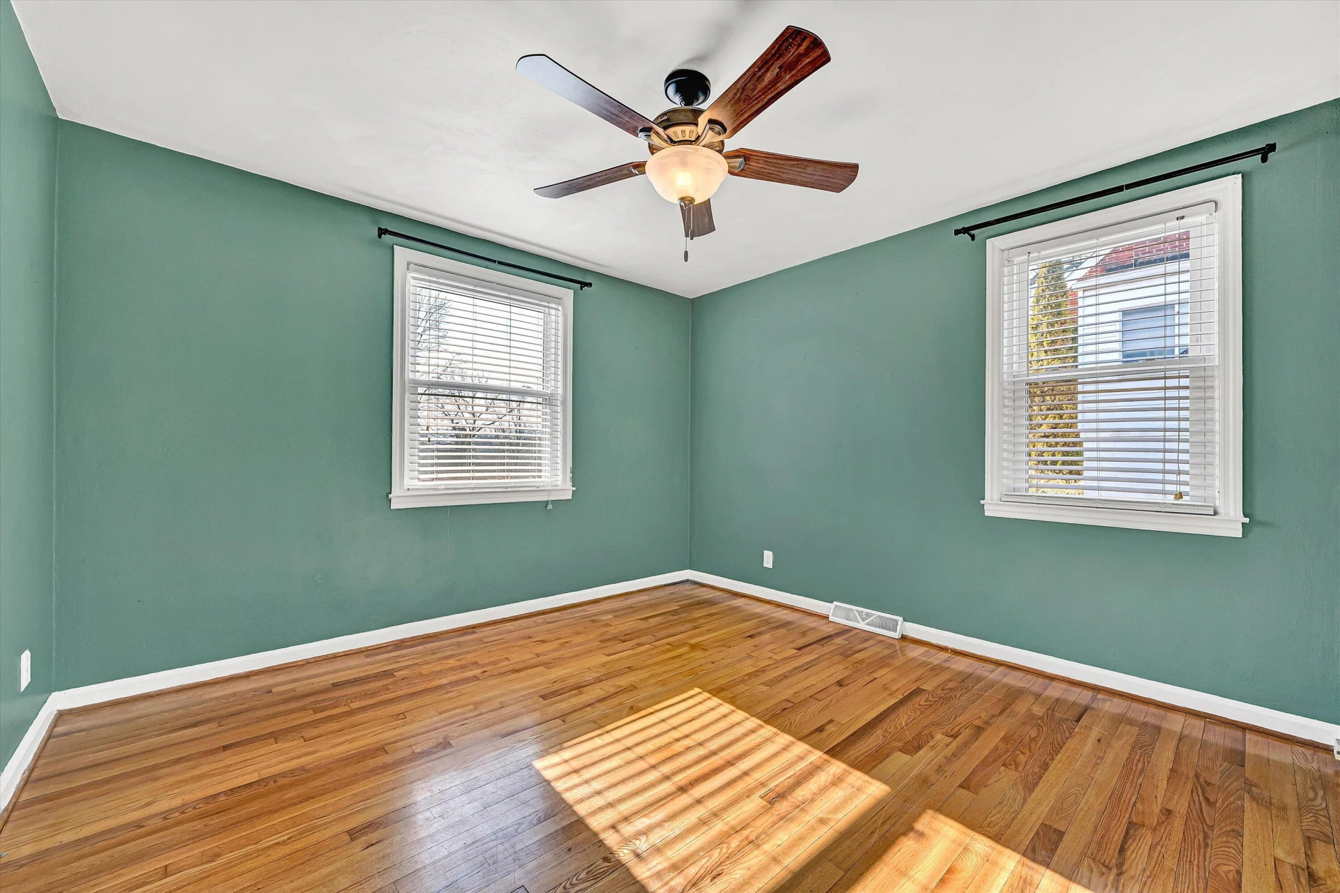 2780 Derwent DR SW - Photo 18