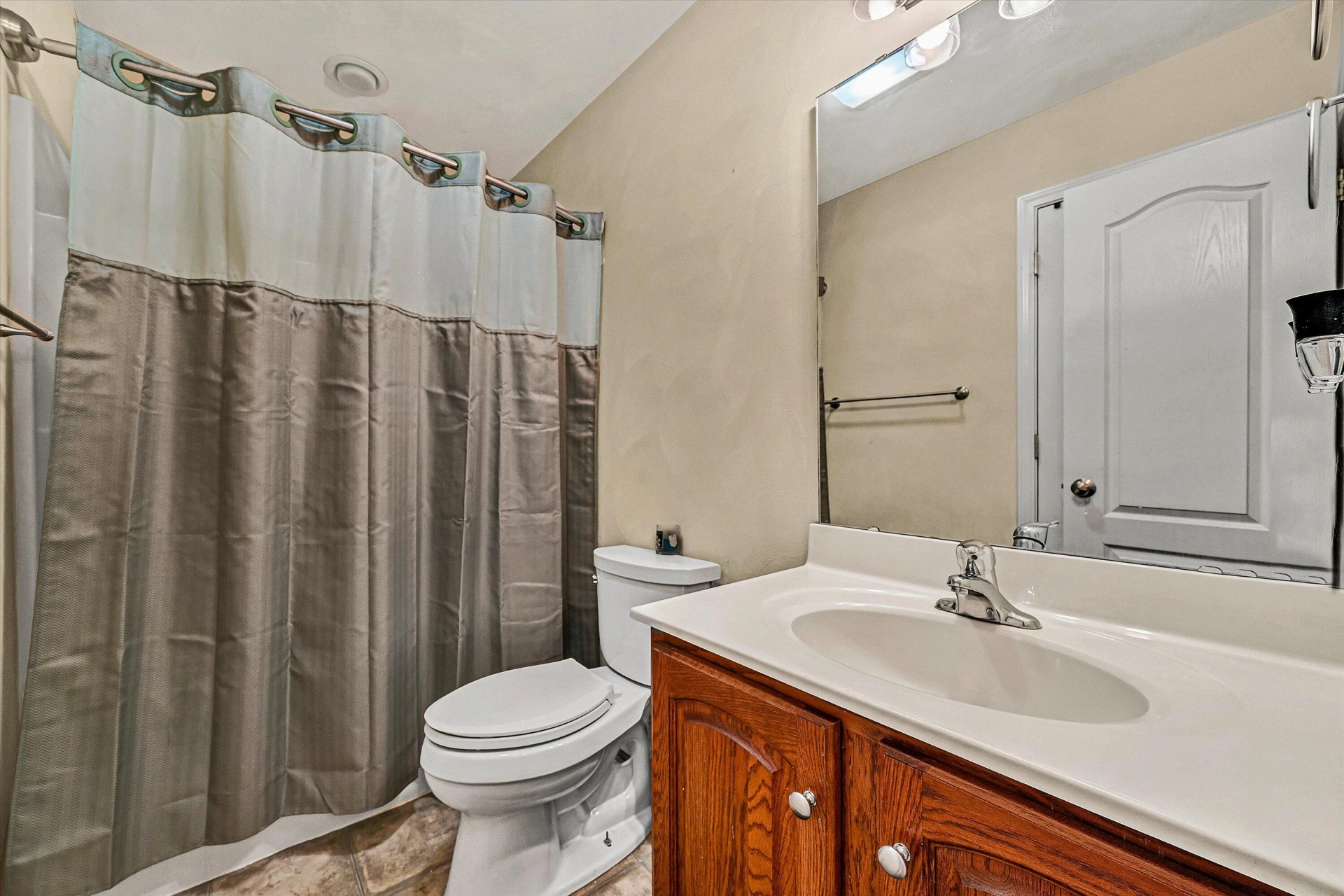 3771 Read Mountain RD - Photo 18
