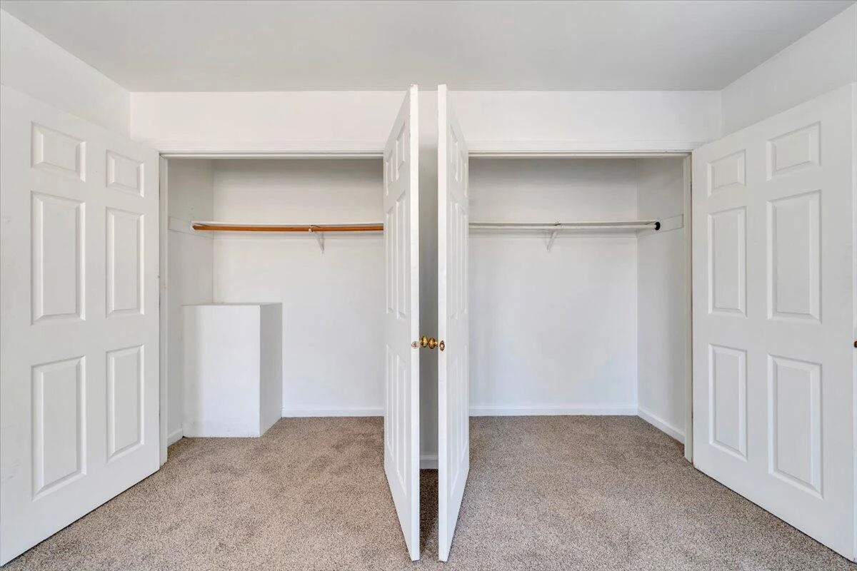 915 Loudon AVE NW - Photo 22