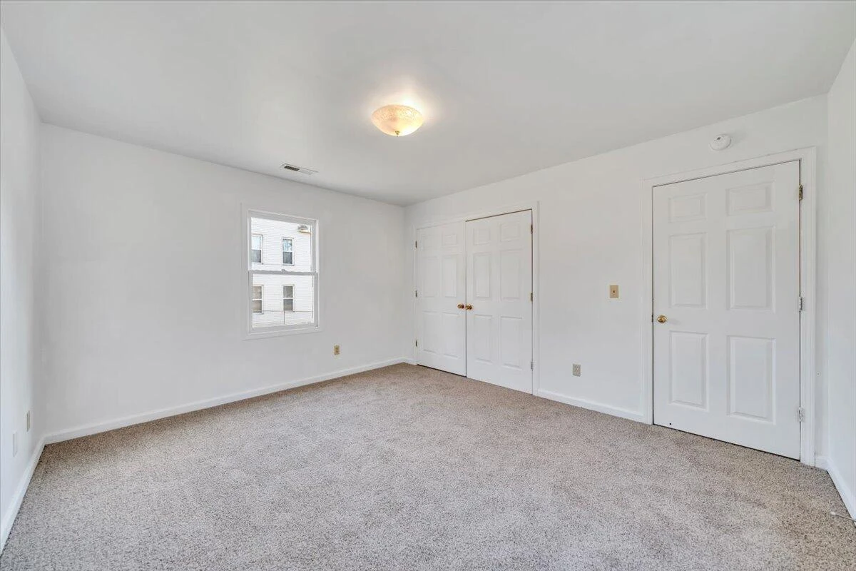 915 Loudon AVE NW - Photo 24