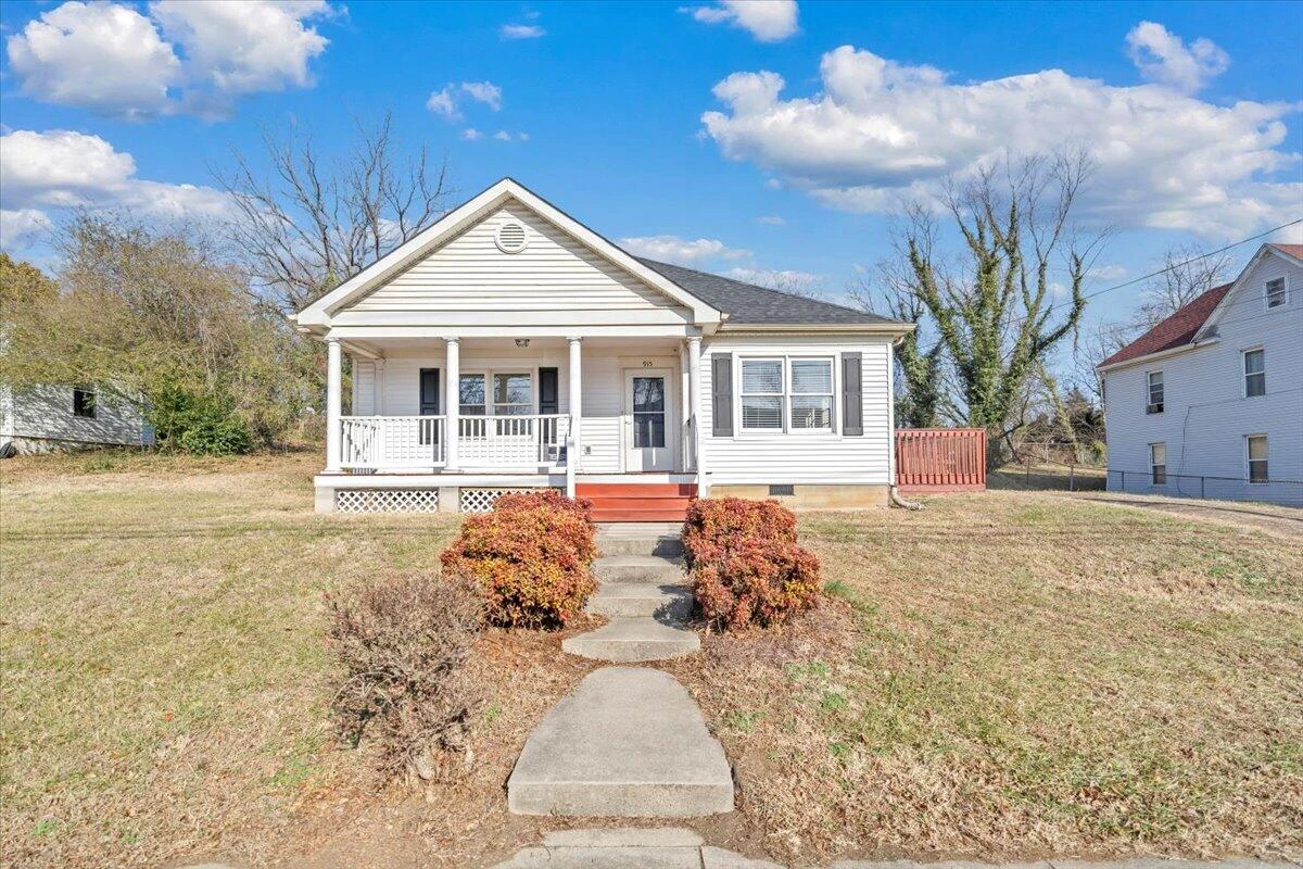 915 Loudon AVE NW - Photo 40