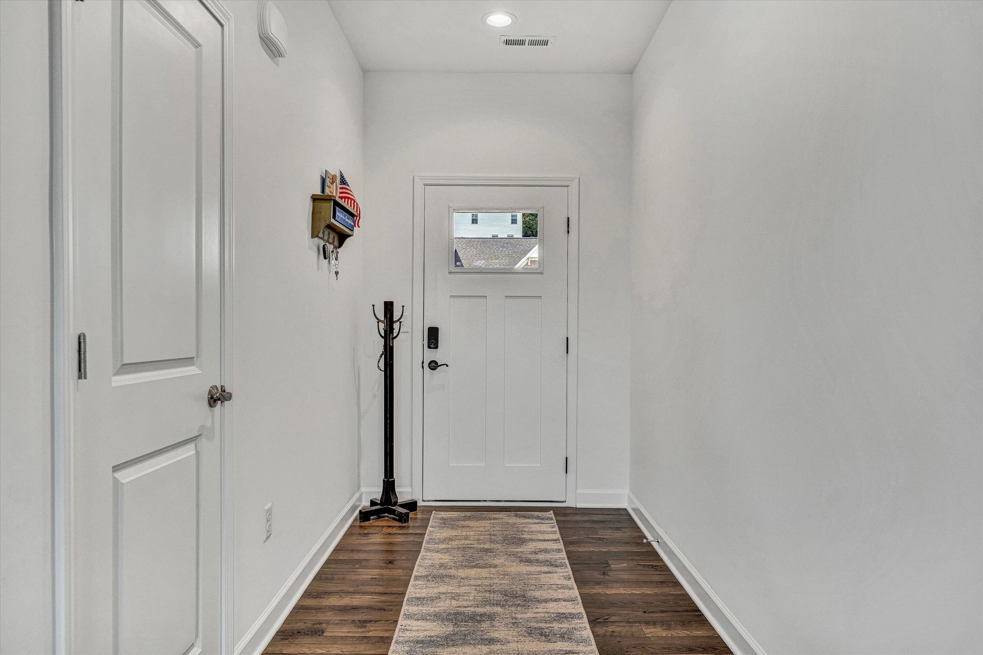 2145 Kings Walk DR - Photo 4