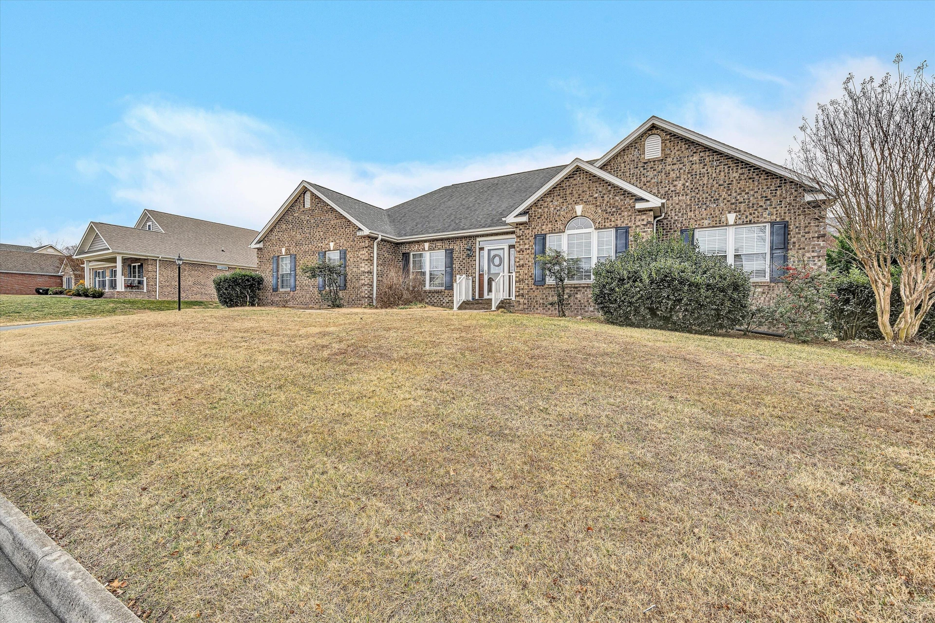2839 MATTHEW DR - Photo 2