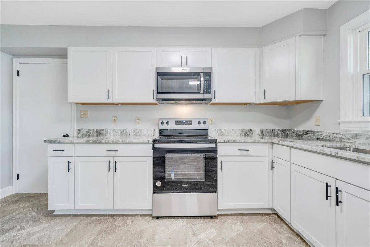 547 Dillard RD SW - Photo 6