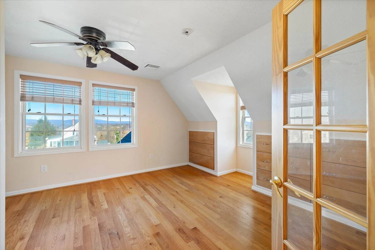112 JACKSON CIR - Photo 13