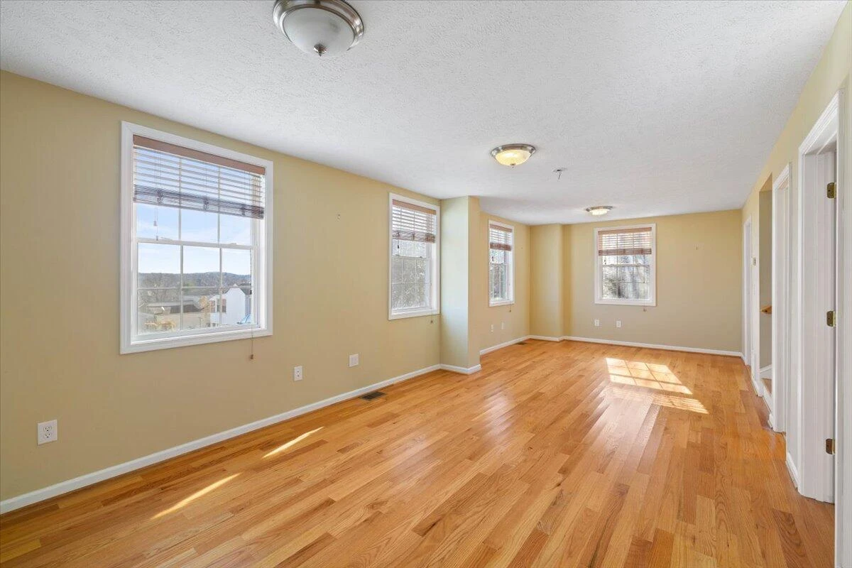 112 JACKSON CIR - Photo 7