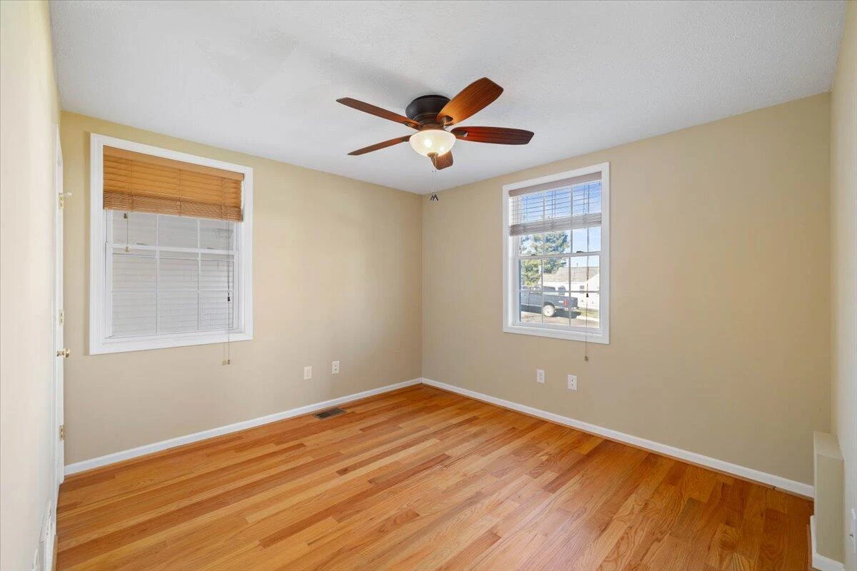112 JACKSON CIR - Photo 8