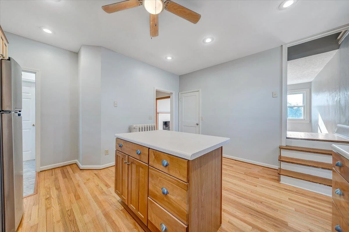 1601 Bluemont AVE SW - Photo 8