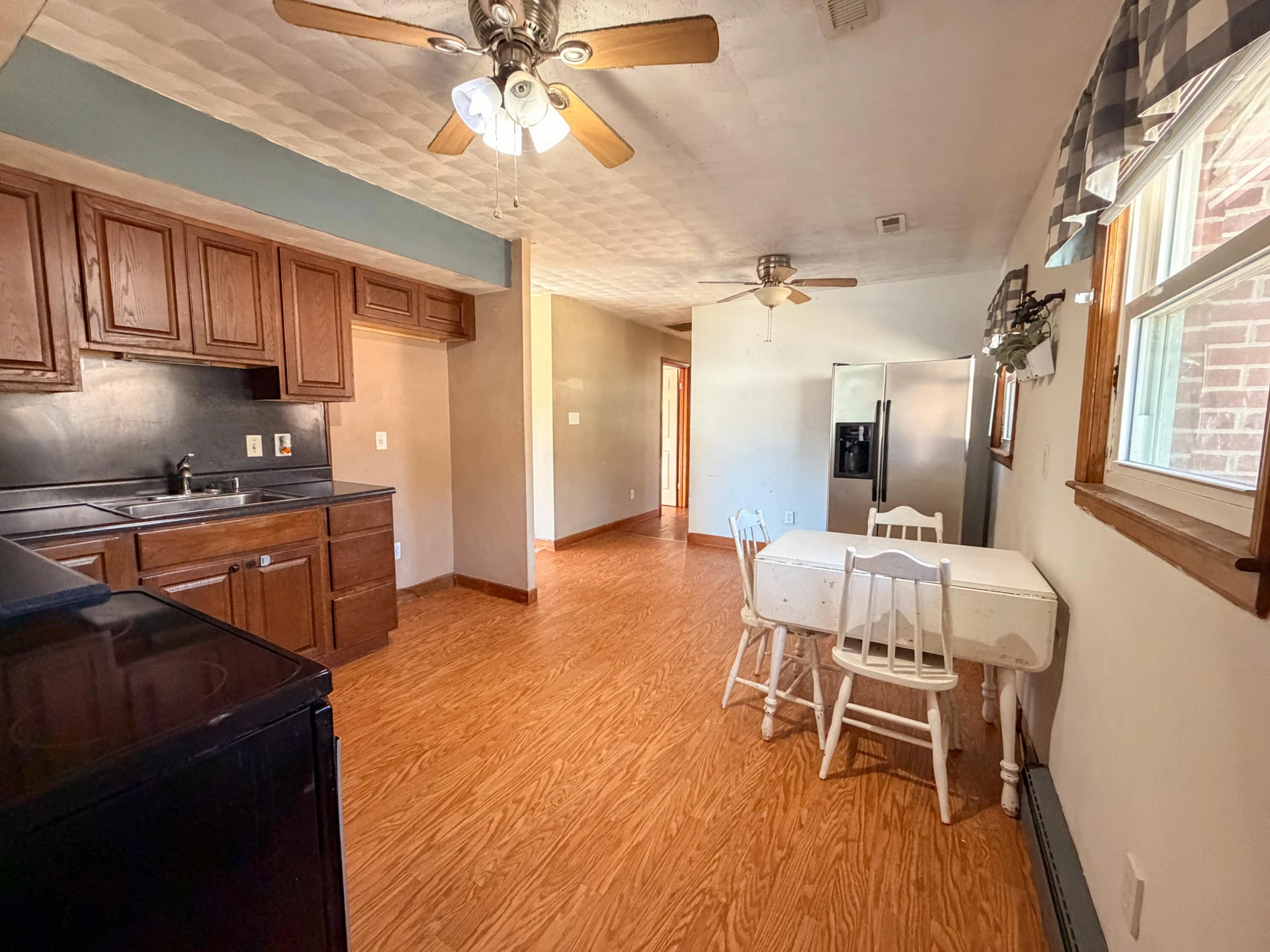 2510 Grafton ST - Photo 4