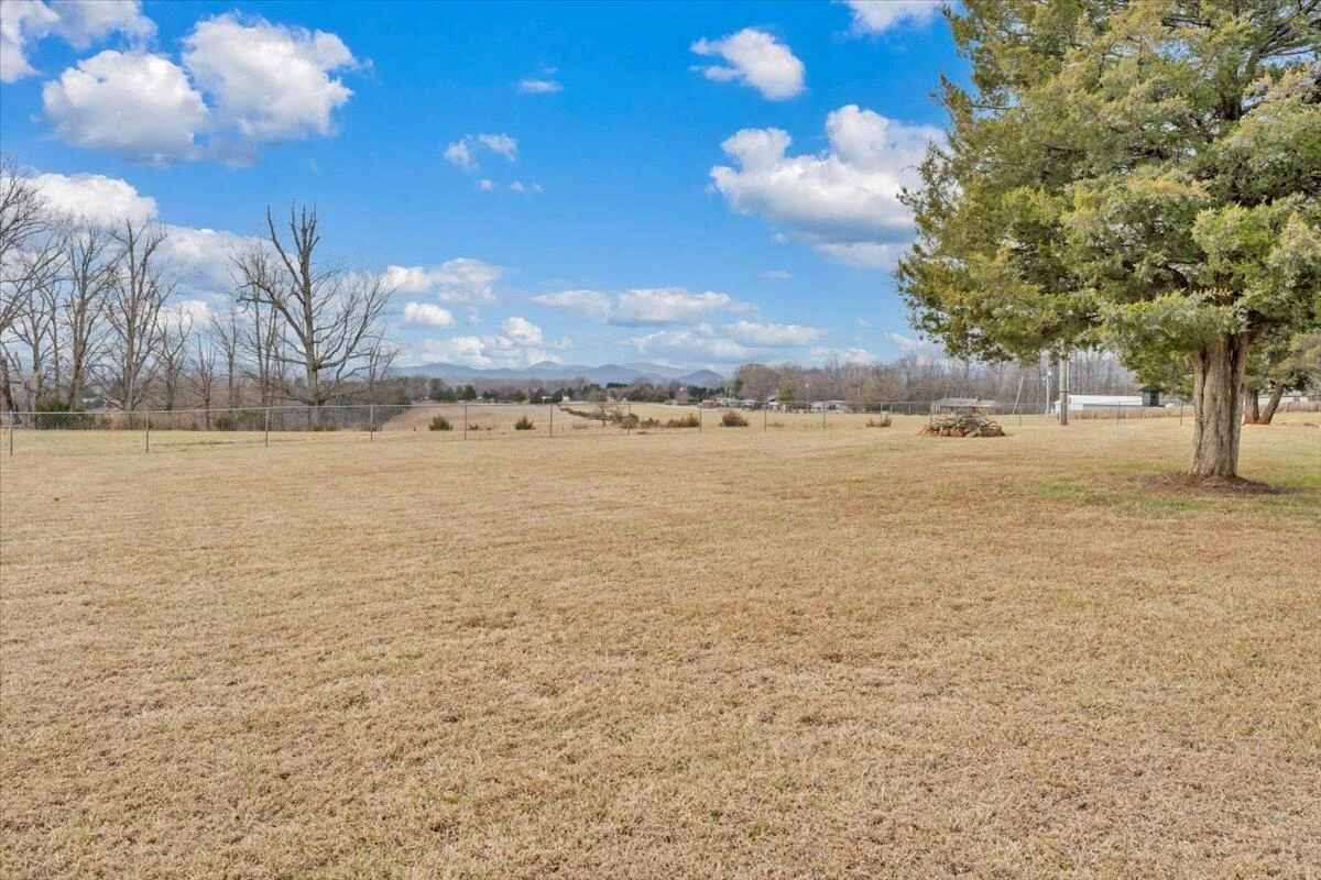 1421 Mob Creek RD - Photo 34