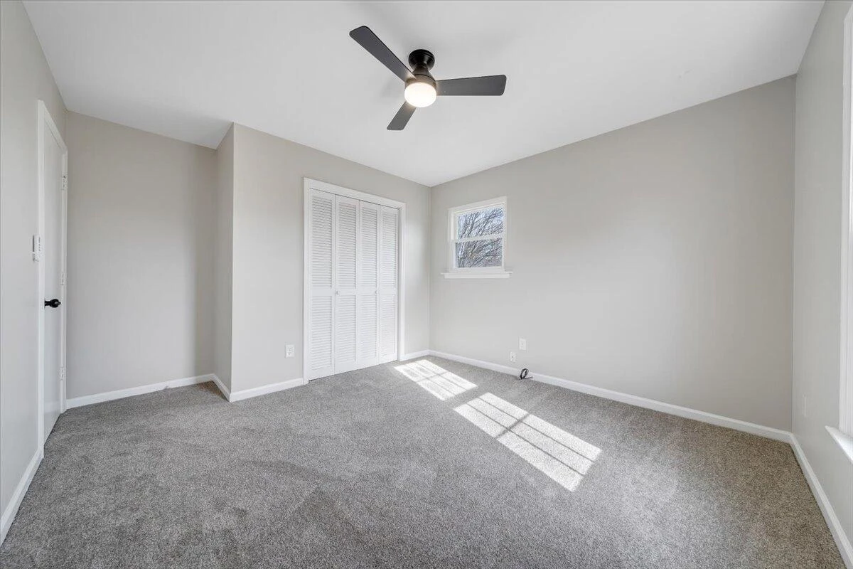 2903 Creekwood DR - Photo 17