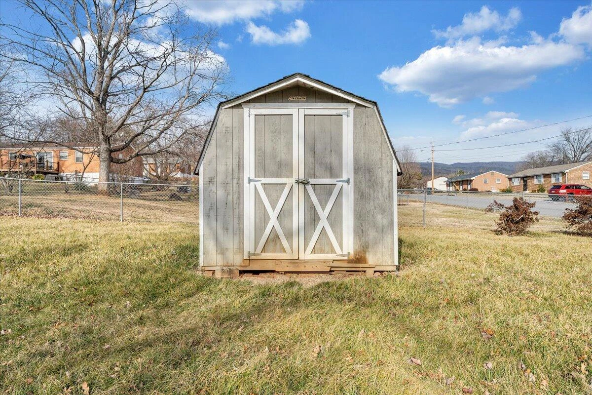 2903 Creekwood DR - Photo 31