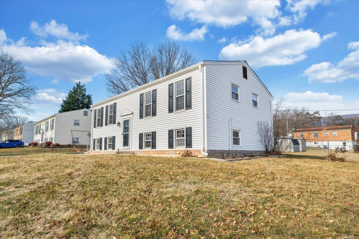 2903 Creekwood DR - Photo 42