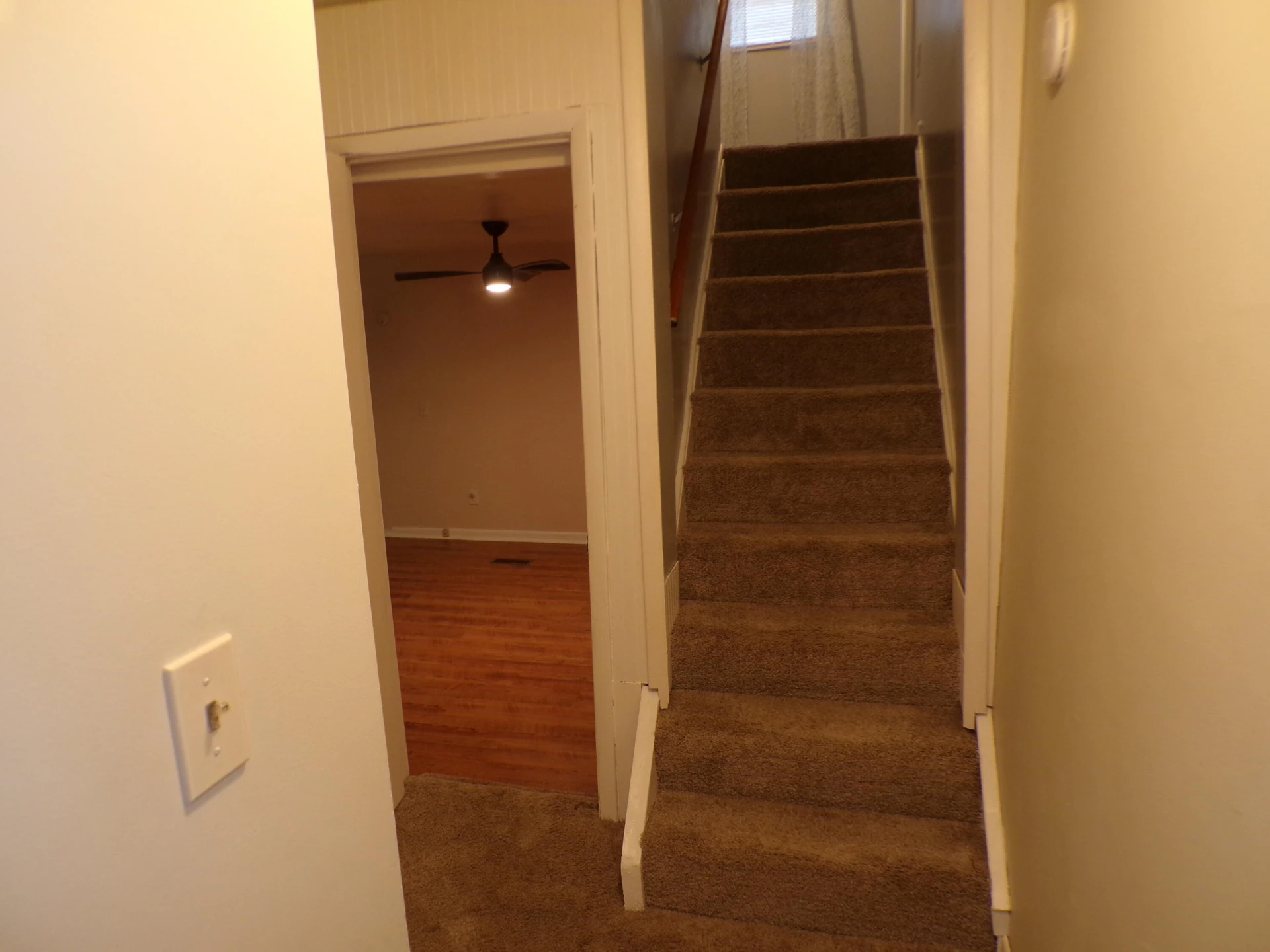 2061 Mountain AVE - Photo 16