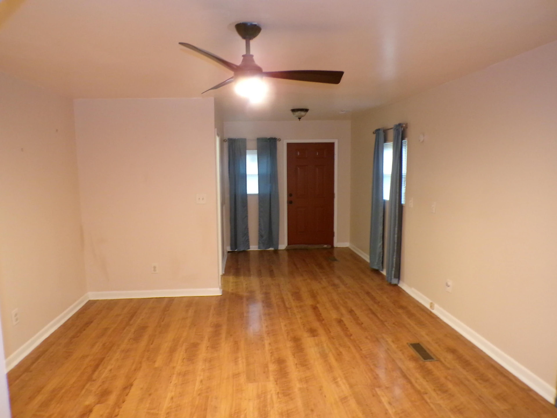 2061 Mountain AVE - Photo 18