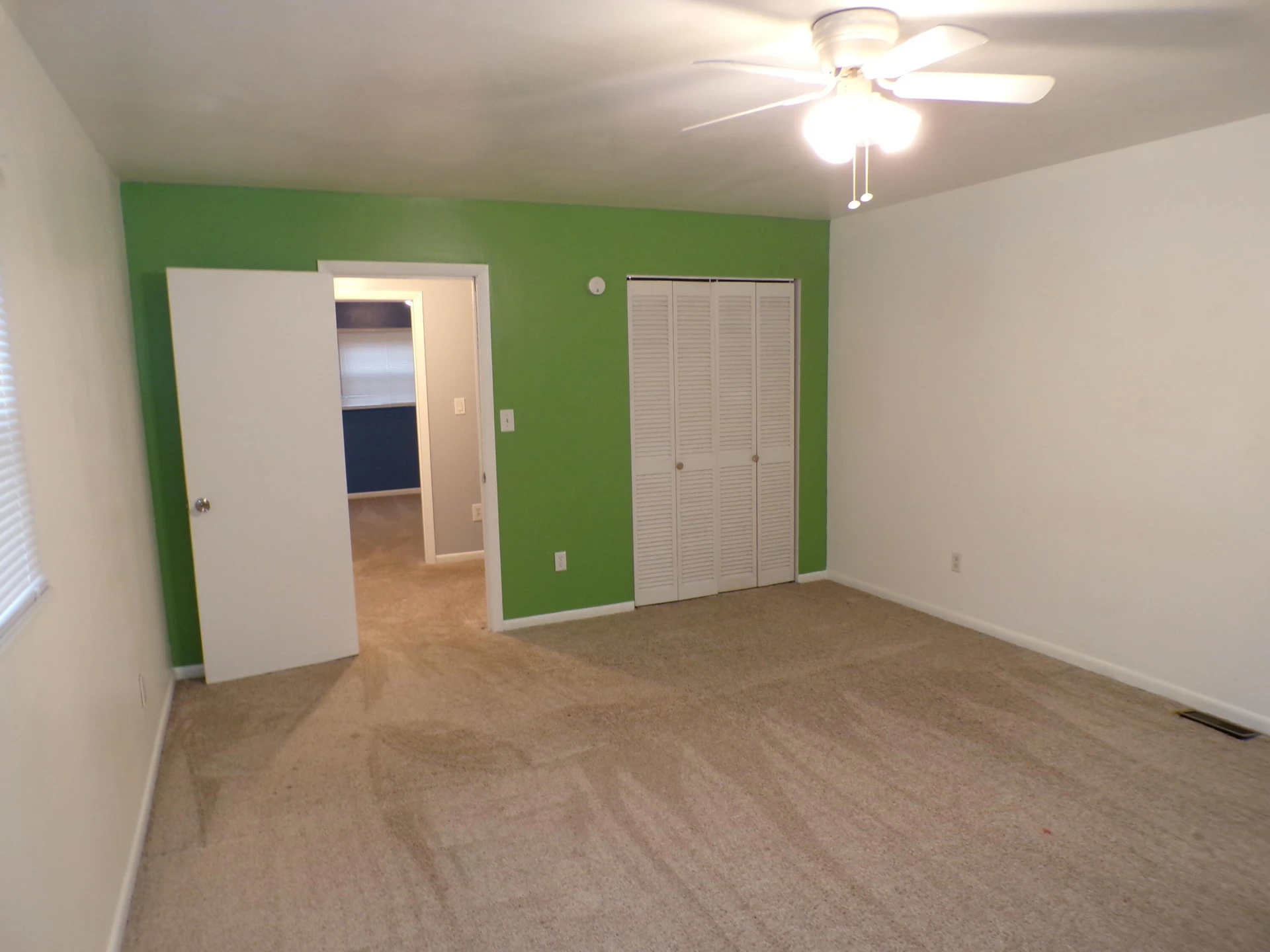 2061 Mountain AVE - Photo 23