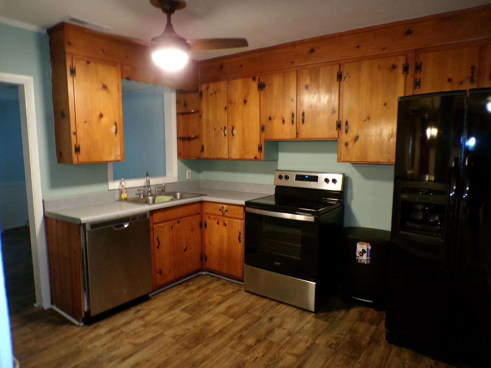 2061 Mountain AVE - Photo 6