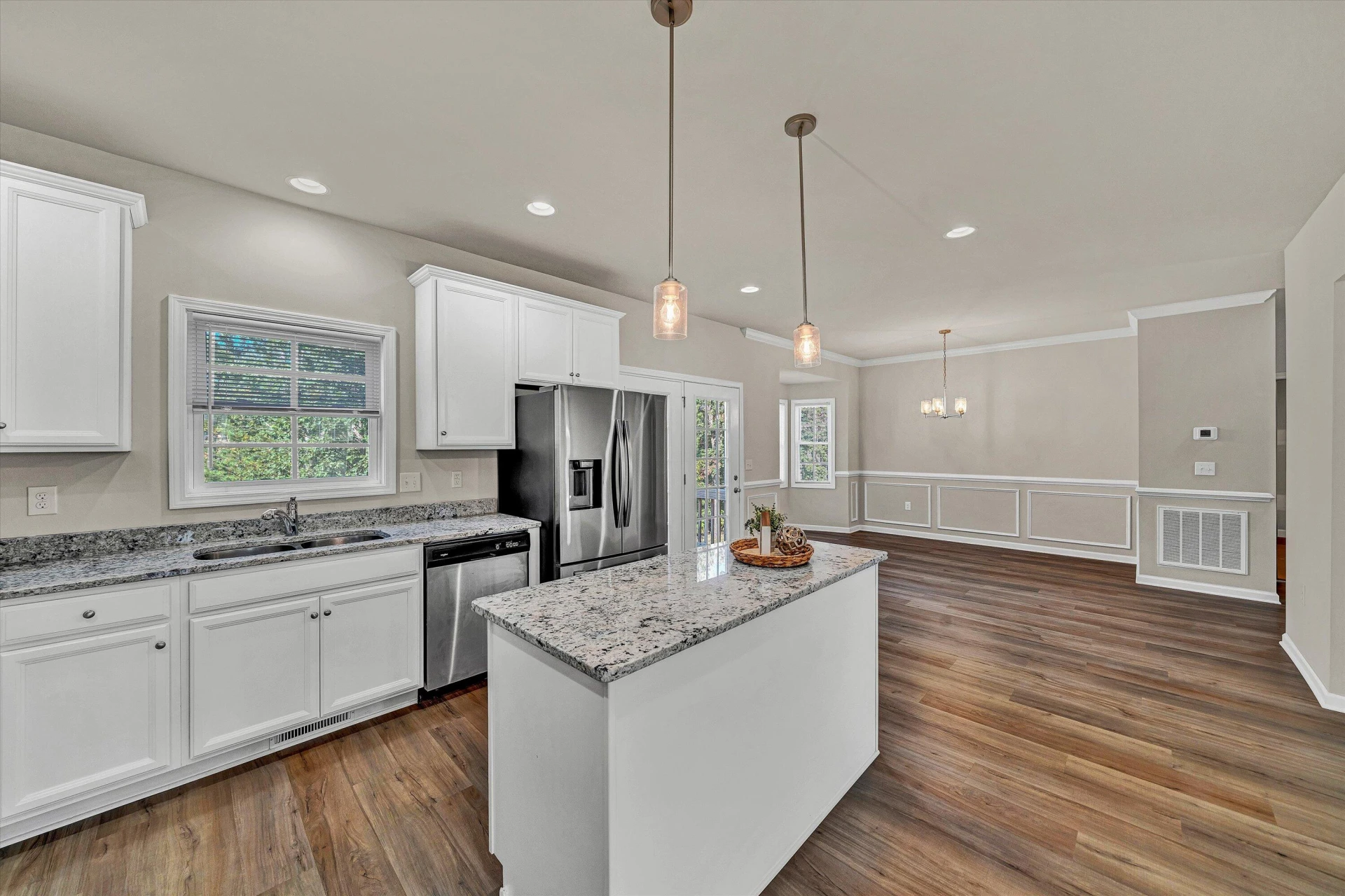4951 Warrior DR - Photo 10