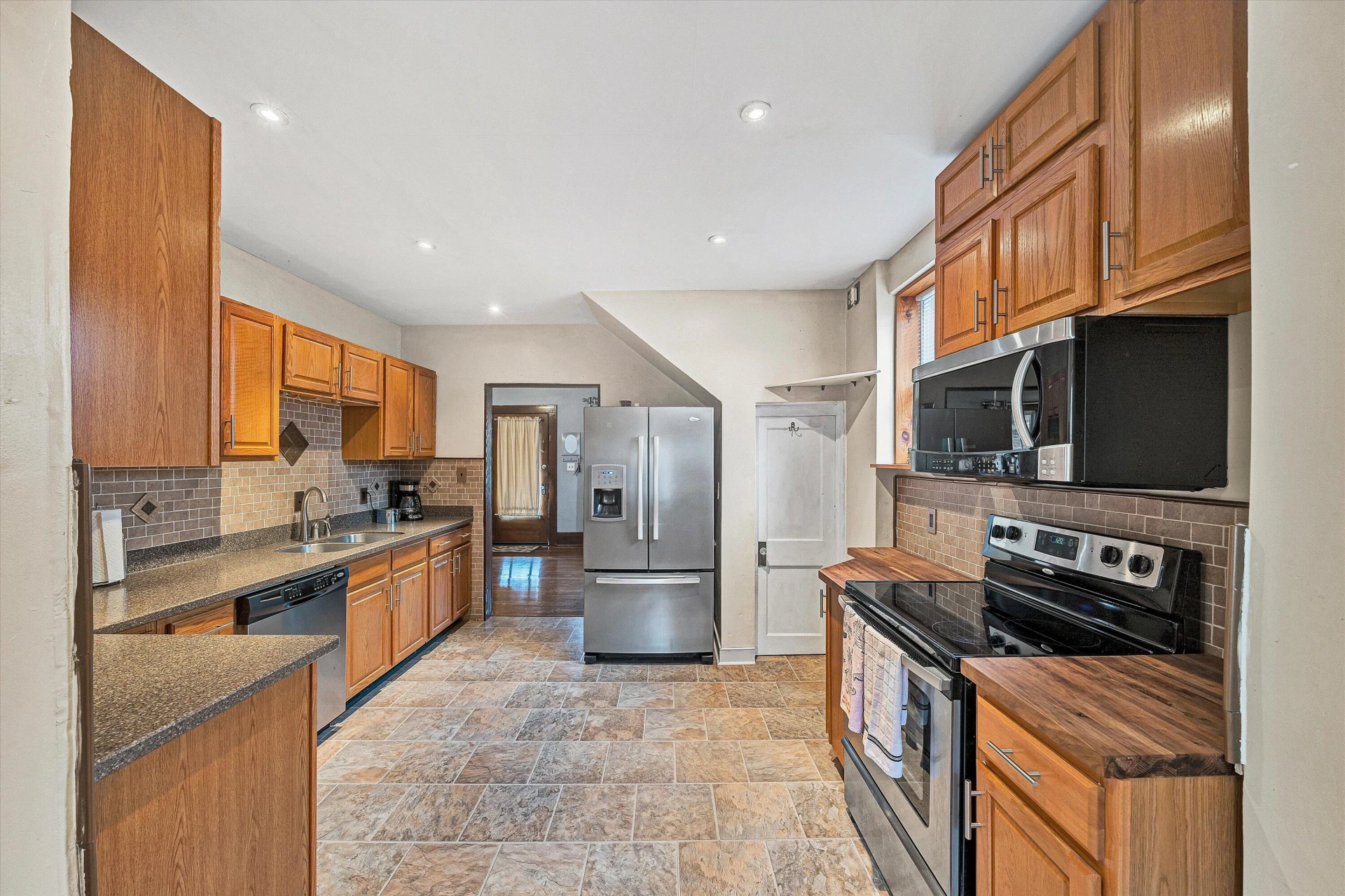 1818 Kenwood BLVD SE - Photo 14