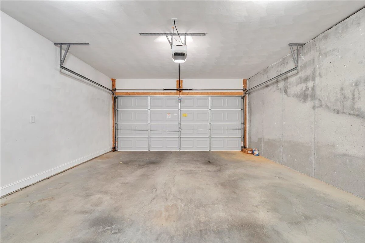 14 Carrington CT - Photo 16