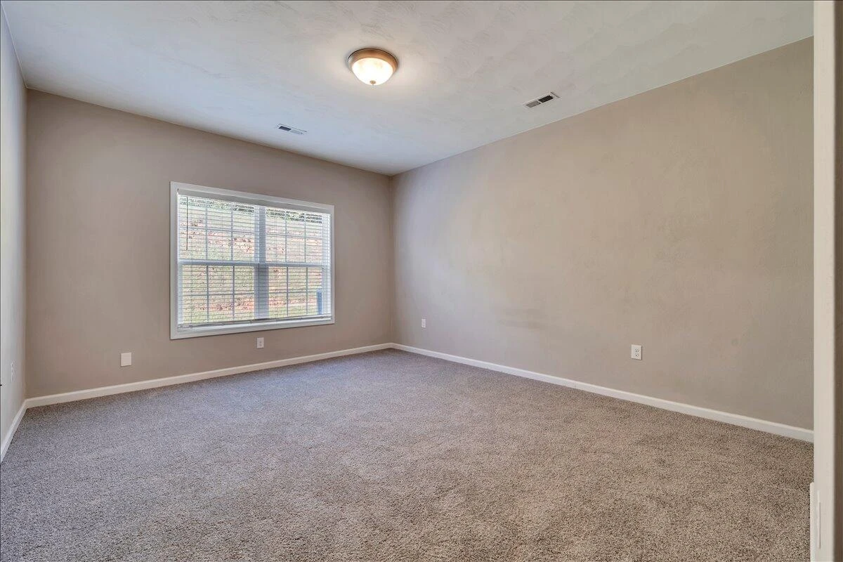 14 Carrington CT - Photo 9