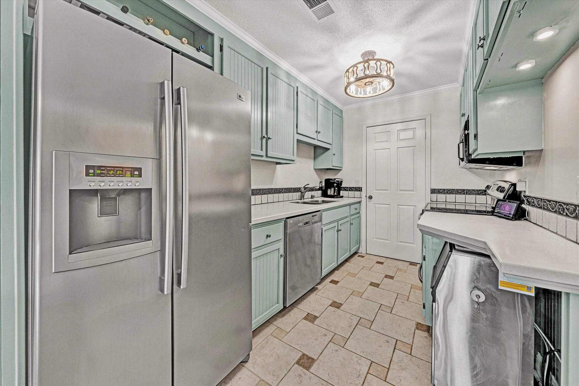 630 Montevista RD #501 - Photo 10