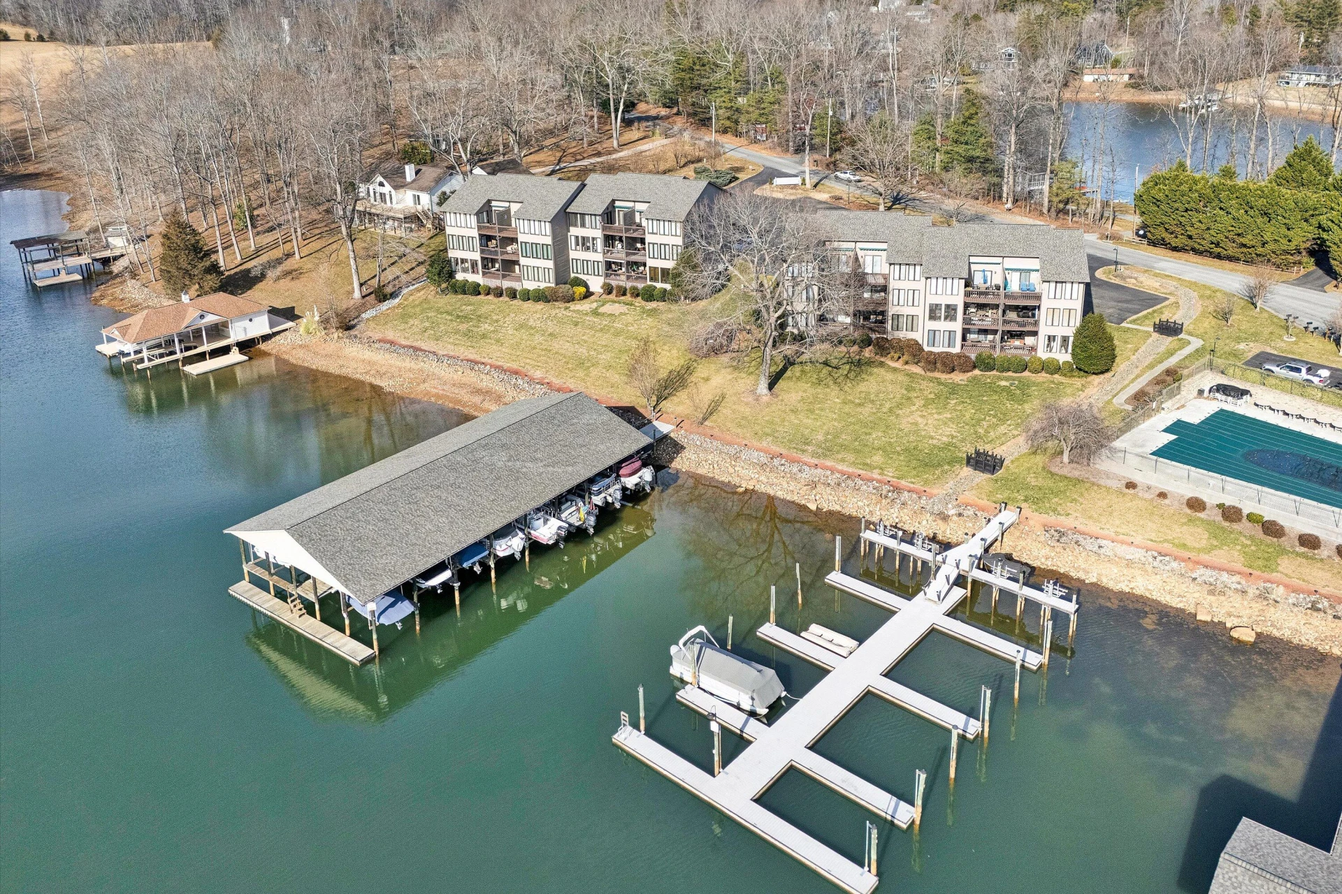 630 Montevista RD #501 - Photo 2