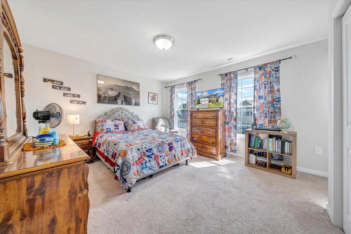 4933 Warrior DR - Photo 20