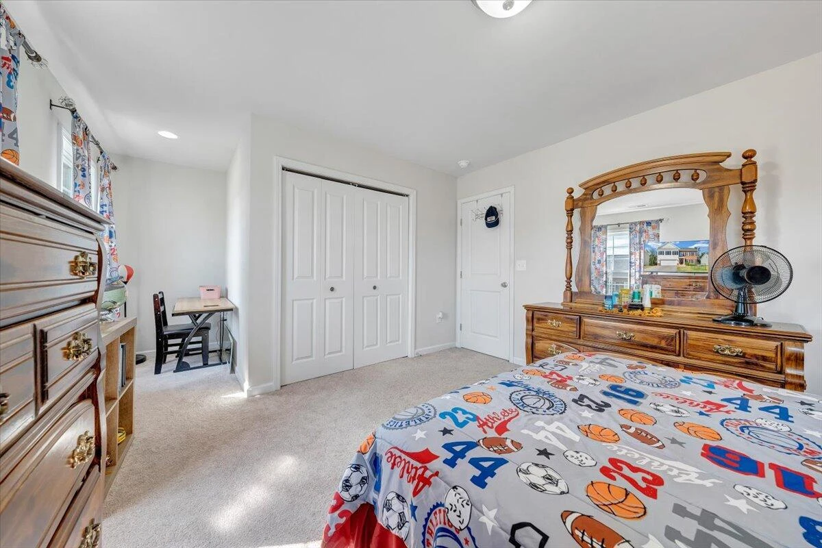 4933 Warrior DR - Photo 23