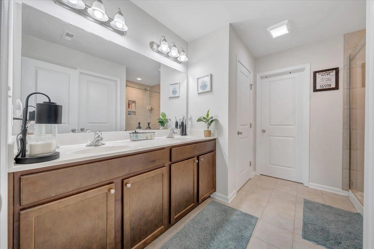 4933 Warrior DR - Photo 33