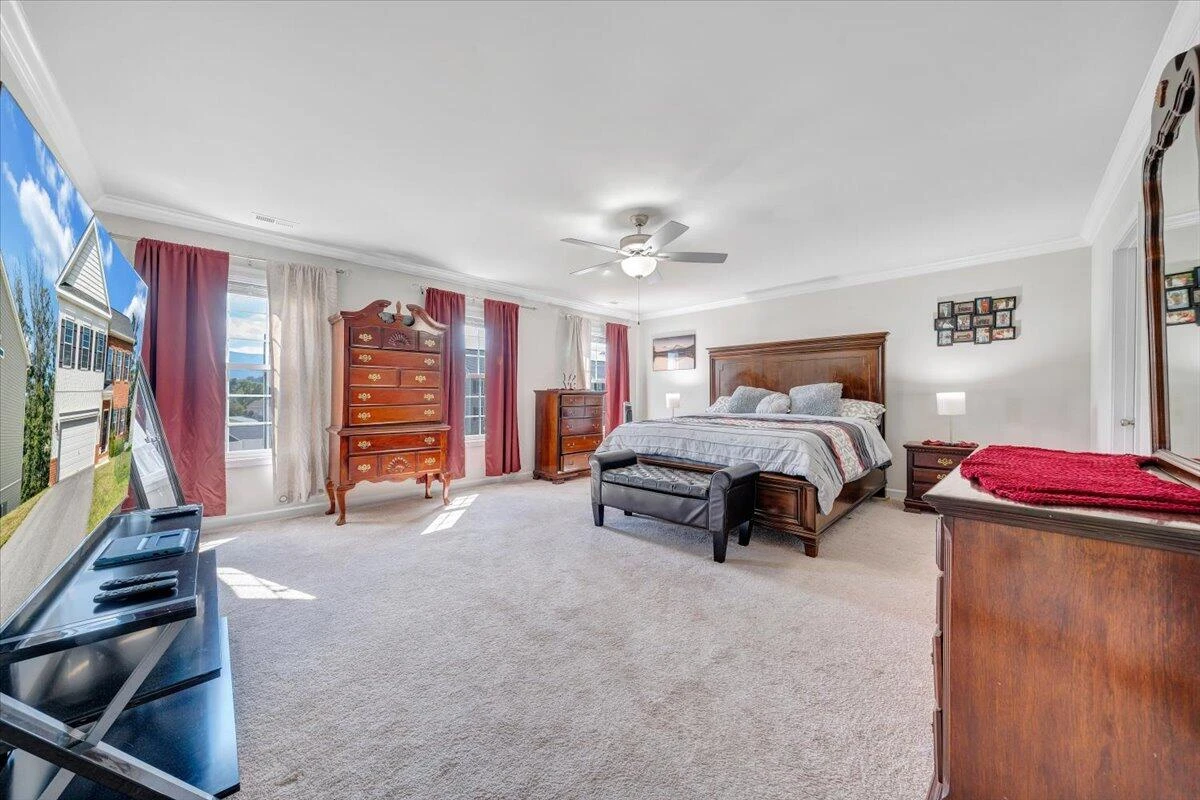 4933 Warrior DR - Photo 36