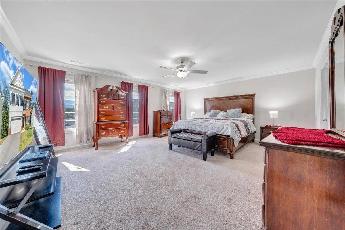 4933 Warrior DR - Photo 39