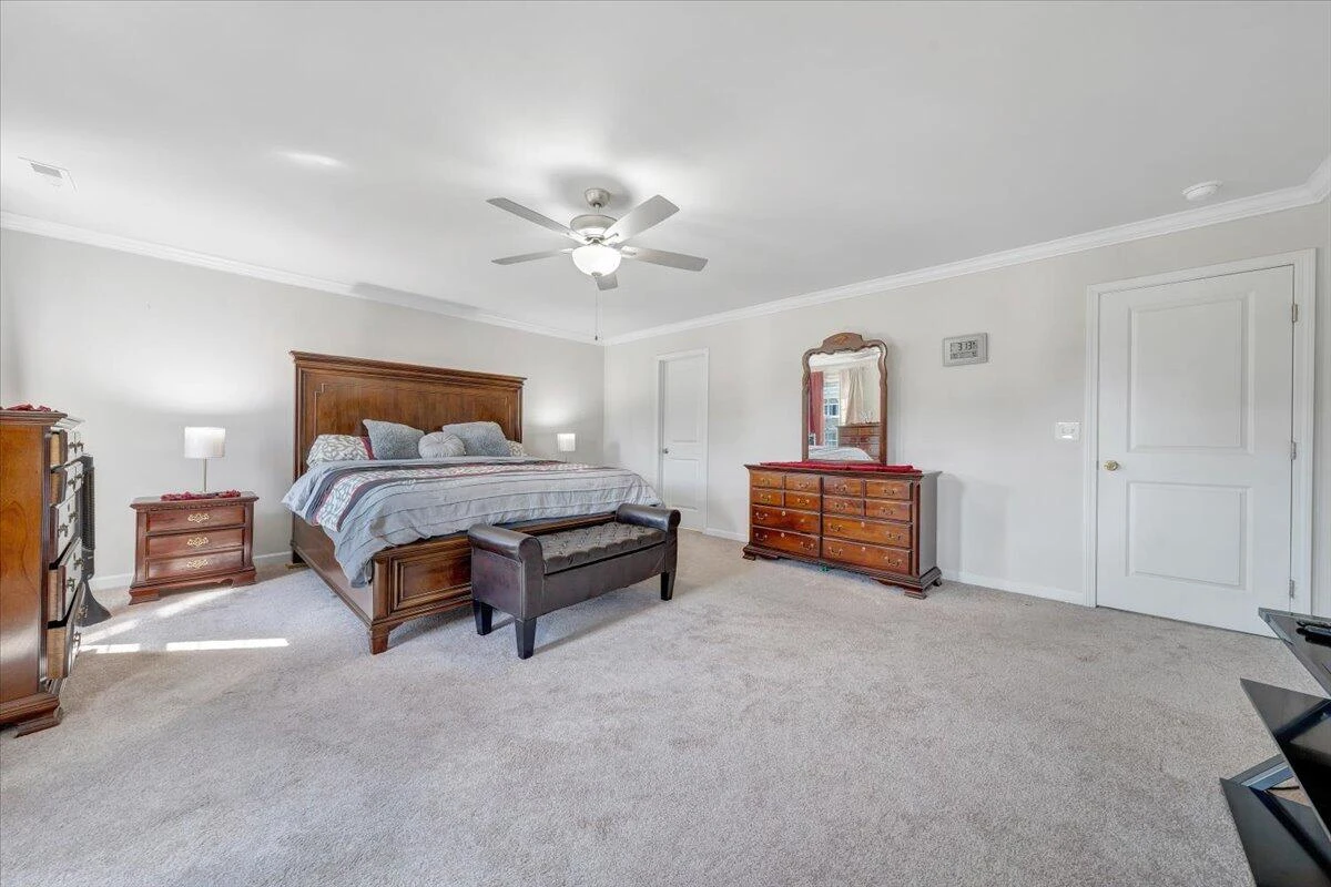 4933 Warrior DR - Photo 41