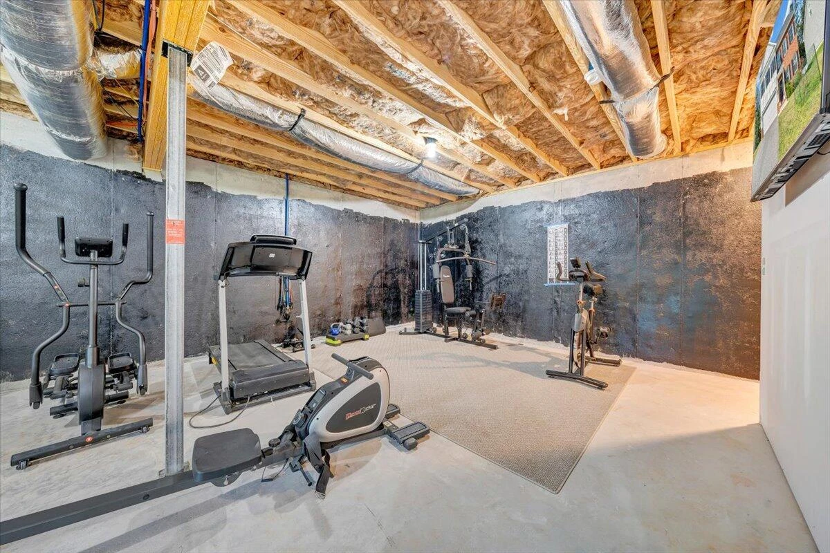 4933 Warrior DR - Photo 45