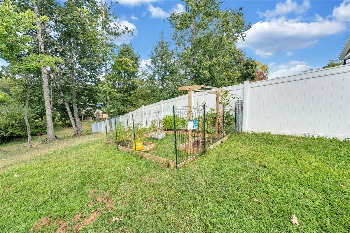 4933 Warrior DR - Photo 58