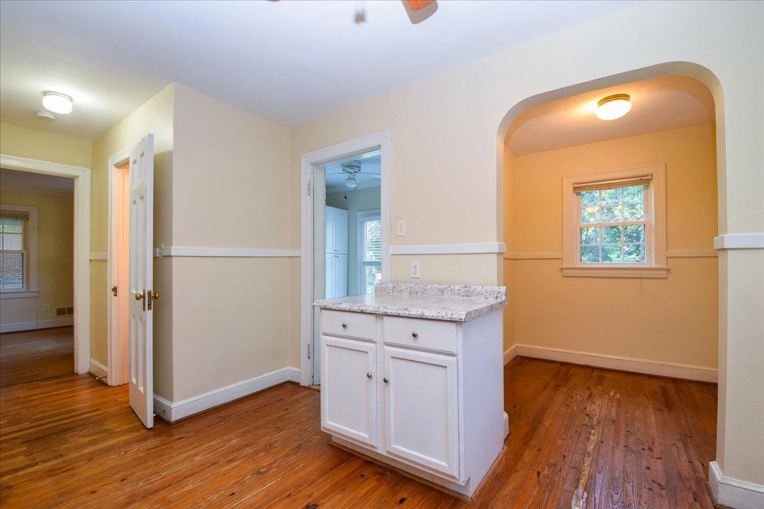 2414 Fairway DR SW - Photo 12