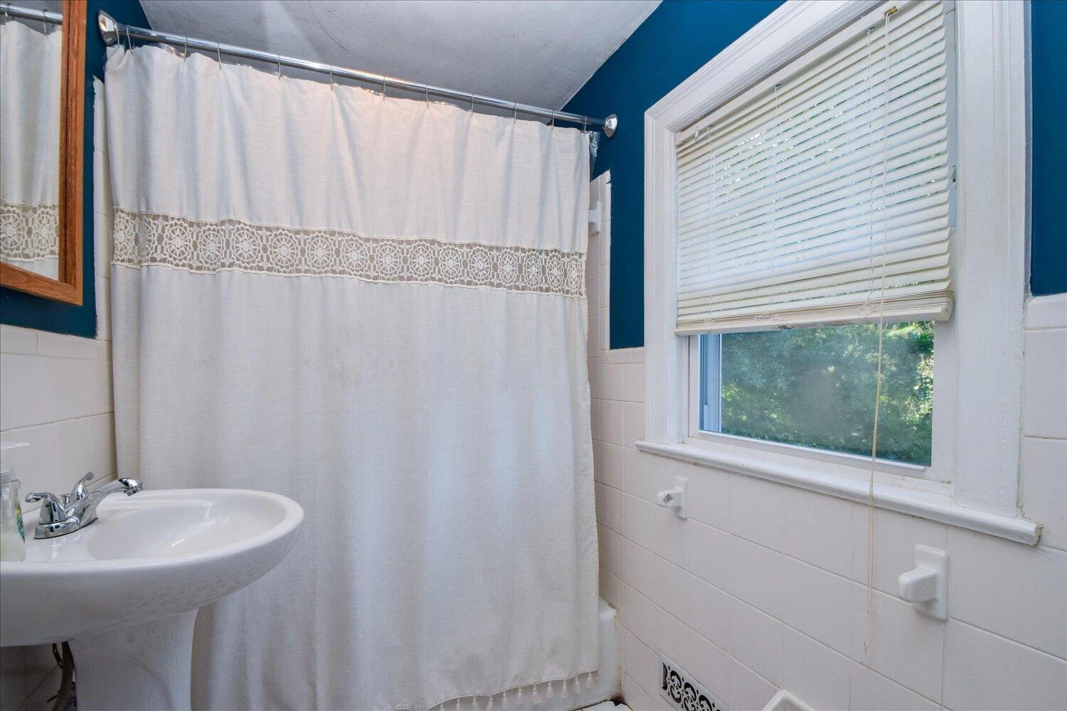 2414 Fairway DR SW - Photo 17