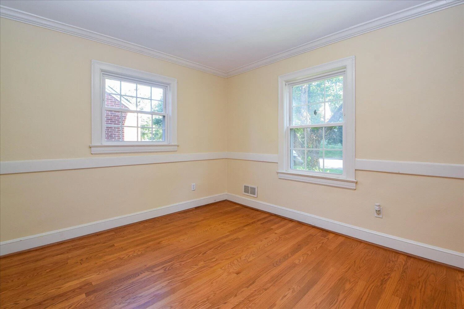 2414 Fairway DR SW - Photo 8
